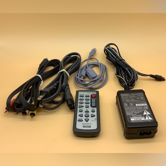 Sony Handycam DCR-DVD505 - Picture 7 of 8